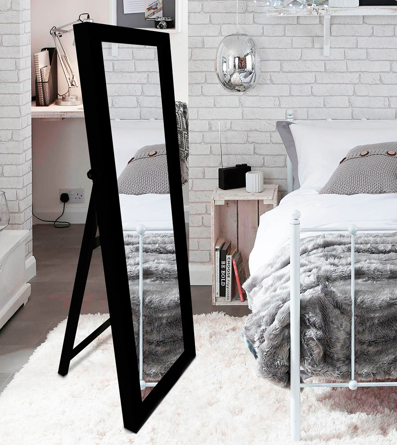 Espejo de piso Ilet | DimiHome