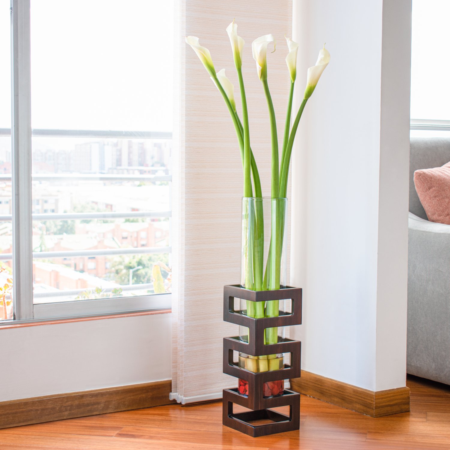 florero-piso-ilima-wengue_veteado-dimihome.jpg Florero de piso Ilima - Image 1
